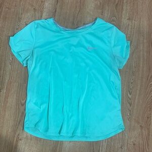 Nike Women's Light Green Short Sleeve Tee